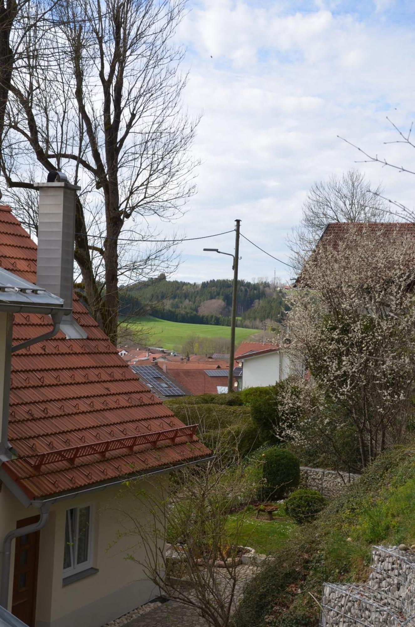 Beim Bergschreiner Oberguenzburg Exterior foto